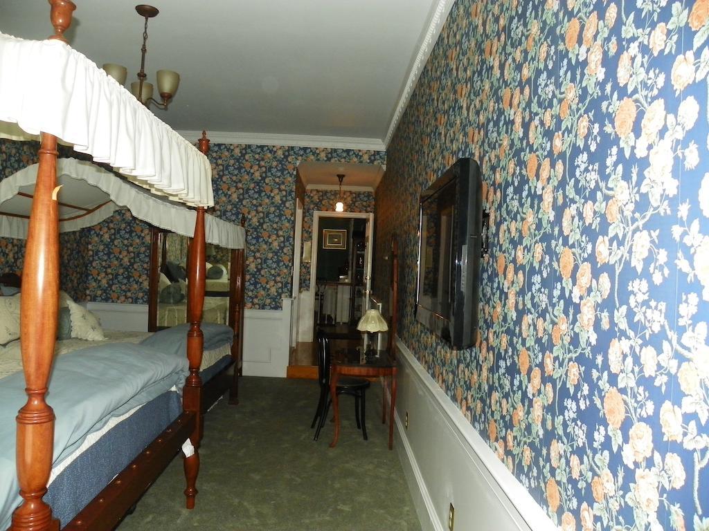 Homeport Historic Inn Searsport Номер фото