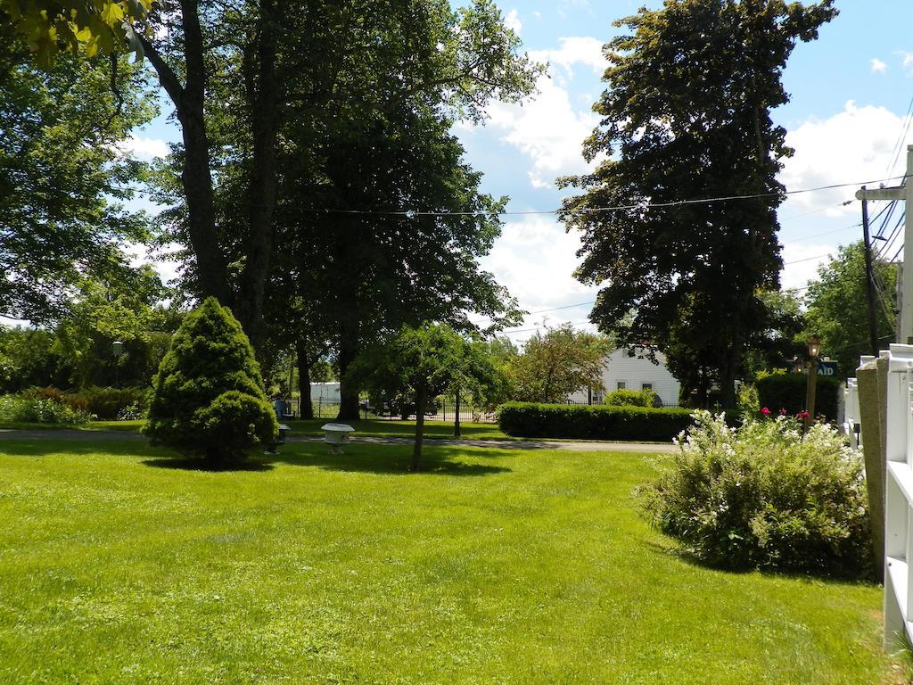 Homeport Historic Inn Searsport Экстерьер фото